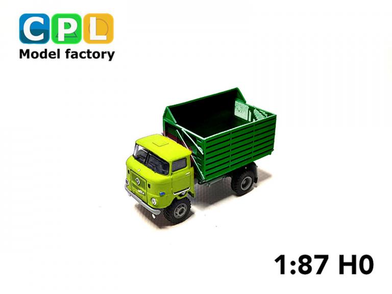 IFA W50LA ND mit Schwerhäckselaufbau SHA16 Oschatz Var. 2 beige gruen